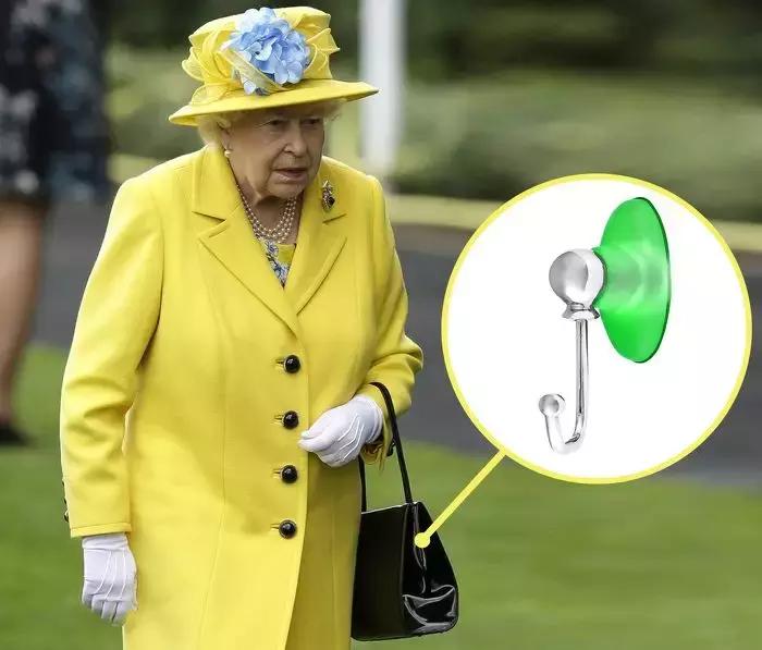 女王带小黑包旅行,女王随身包