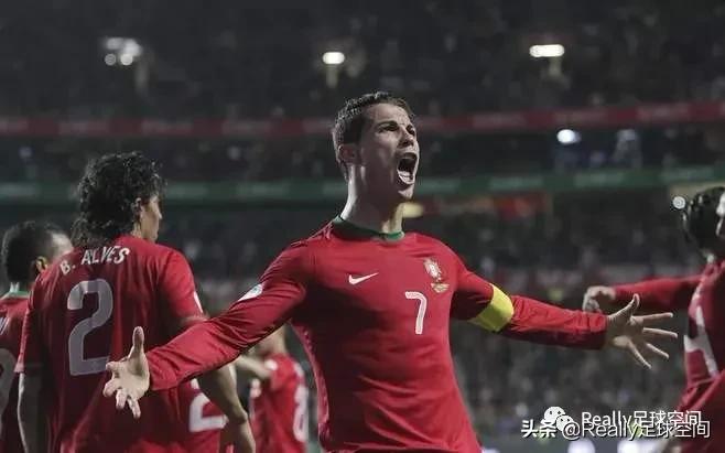 巴西国脚罗纳尔迪尼奥近况,罗纳尔迪尼奥被判几年