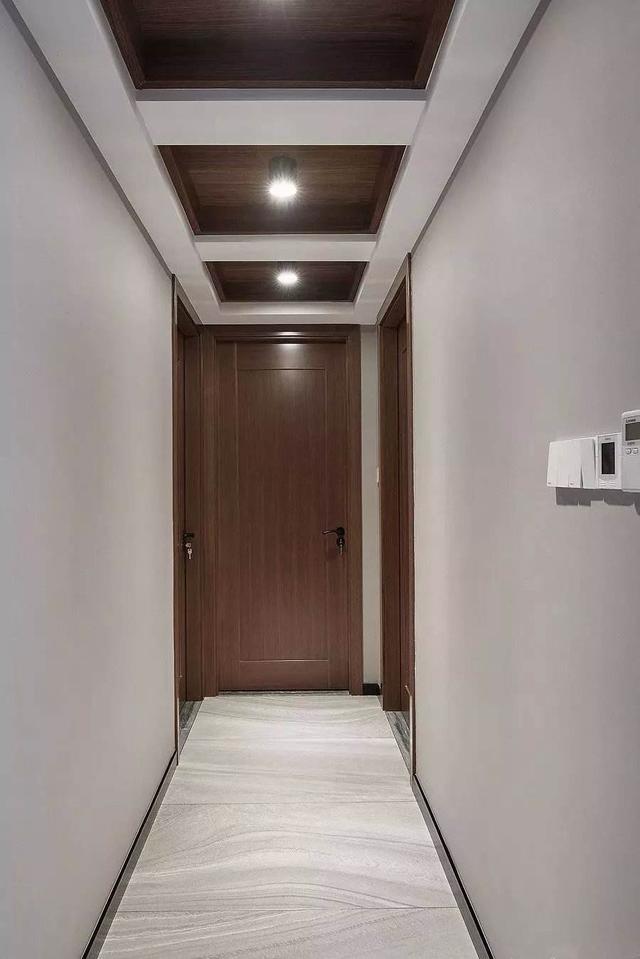 房间横梁不吊顶怎么处理,房屋有横梁吊顶怎么掩盖掉