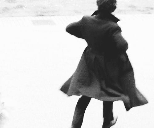 买大衣就要选这几种款式,什么颜色大衣最经典永不过时