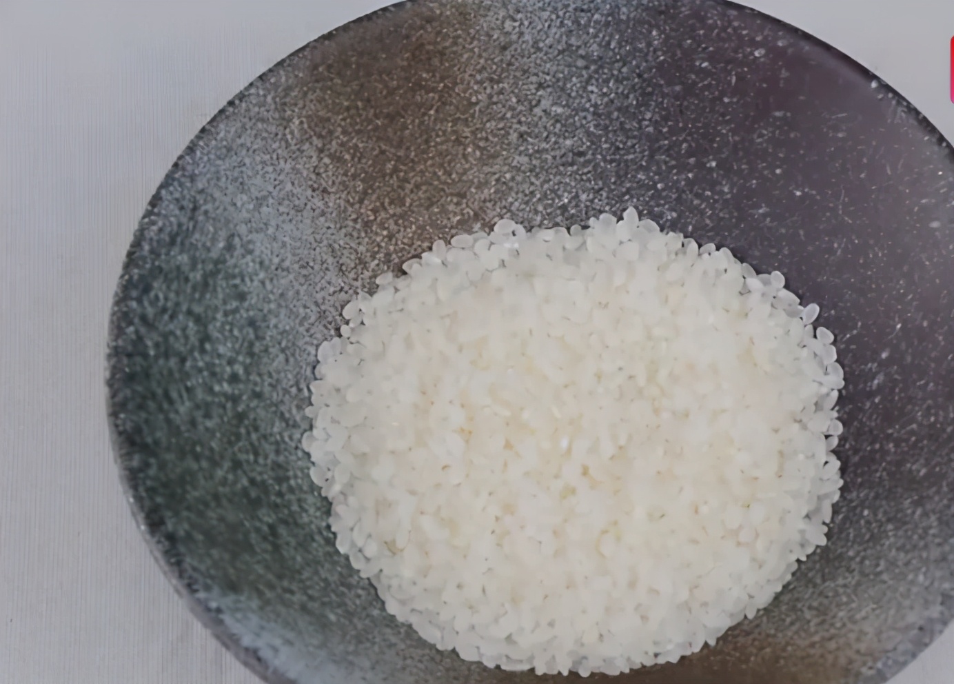 煮粥怎么煮才会有层次,煮粥的时候怎么不会溢出来