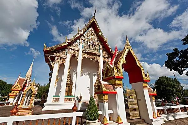 国内最适合穷游的十个景点,穷游十大好地方