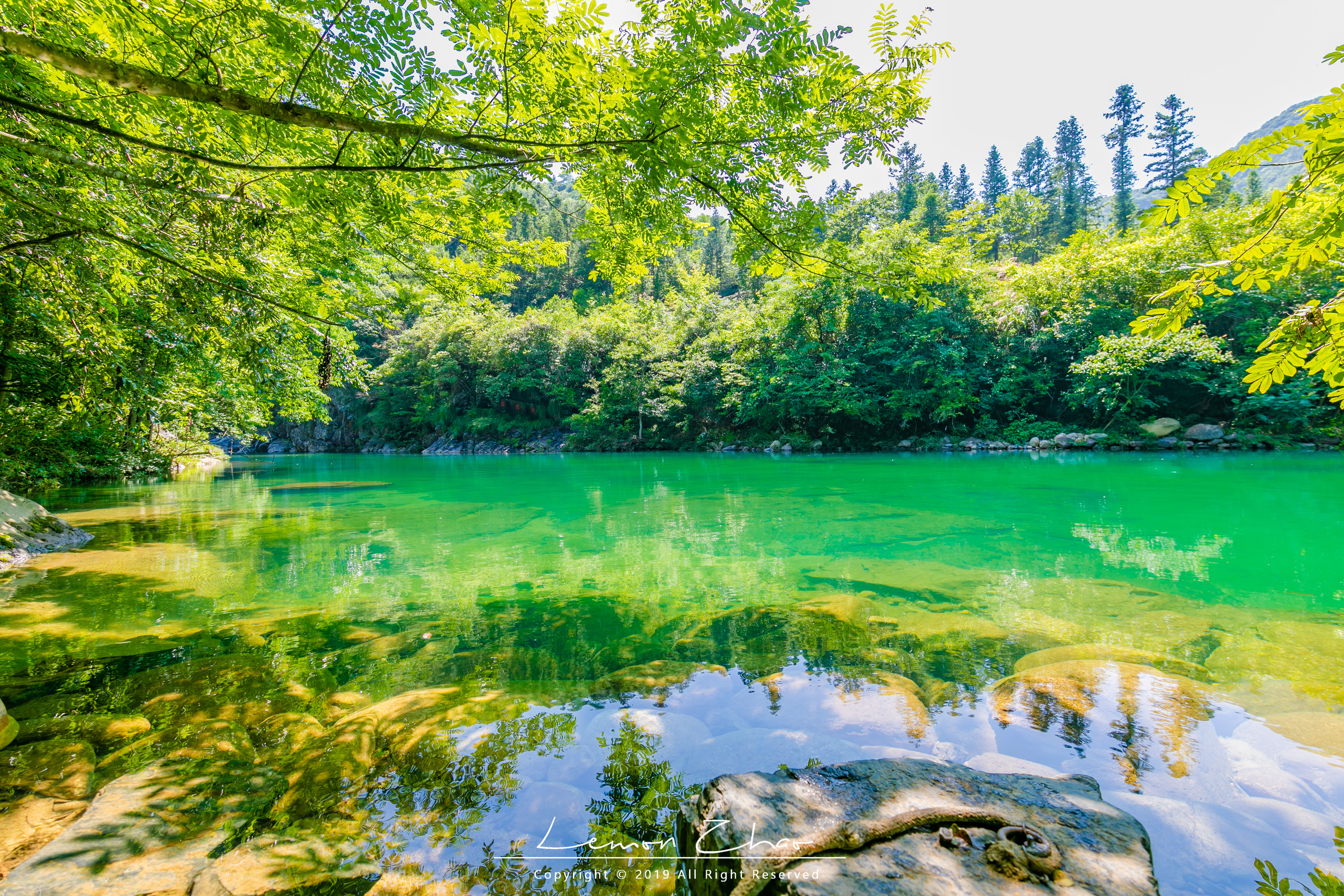 藏于山水之间的避暑胜地,安徽九寨沟风光