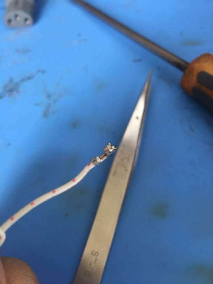 安泰信aps3005si是开关电源吗,安泰信aps3005dm使用方法