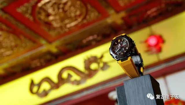 卡西欧G-SHOCK—李小龙MRG-G2000BL诞辰80周年纪念款
