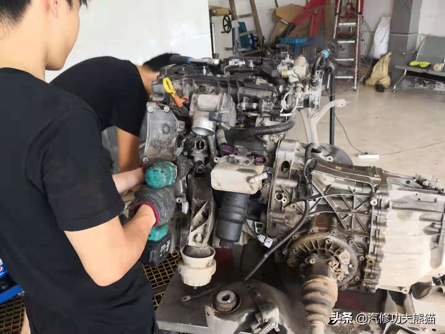 奥迪a6l烧机油1000公里烧多少正常,老a6l烧机油严重