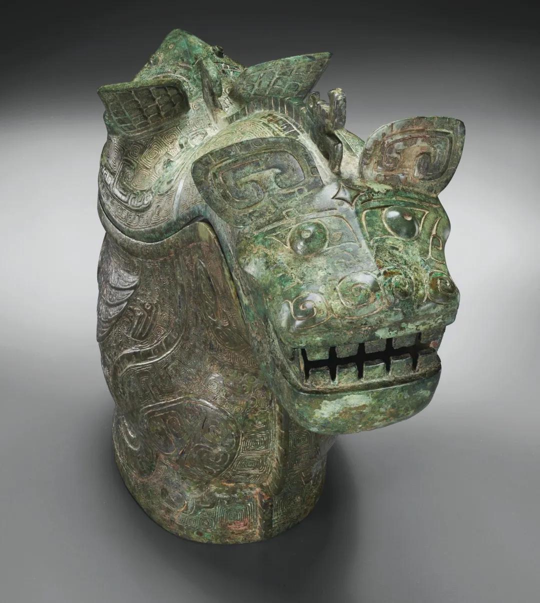 商晚期青铜器龙形觥图文,商代鸟兽纹觥