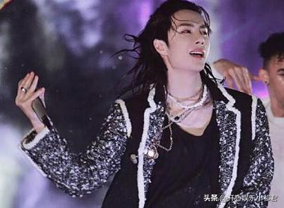 芒果卫视跨年失误,谢娜今年跨年主持