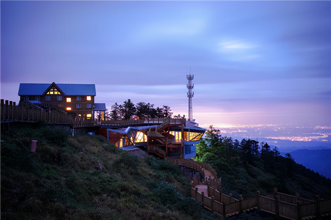 不离川也能畅玩余假成都旅投集团钜惠活动不停送