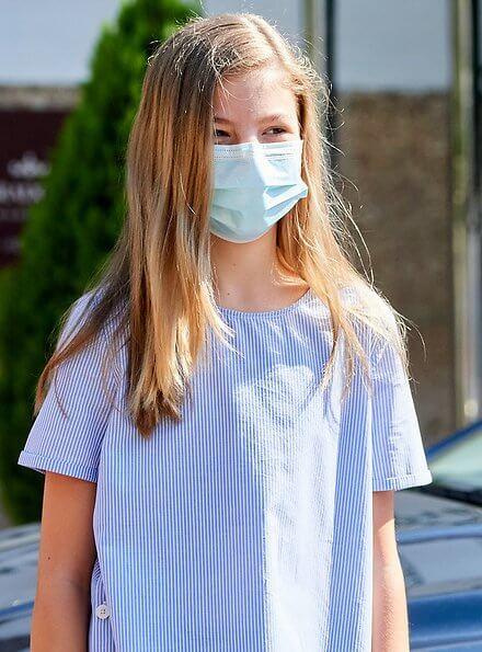 西班牙王后穿zara,zara品牌外穿背心