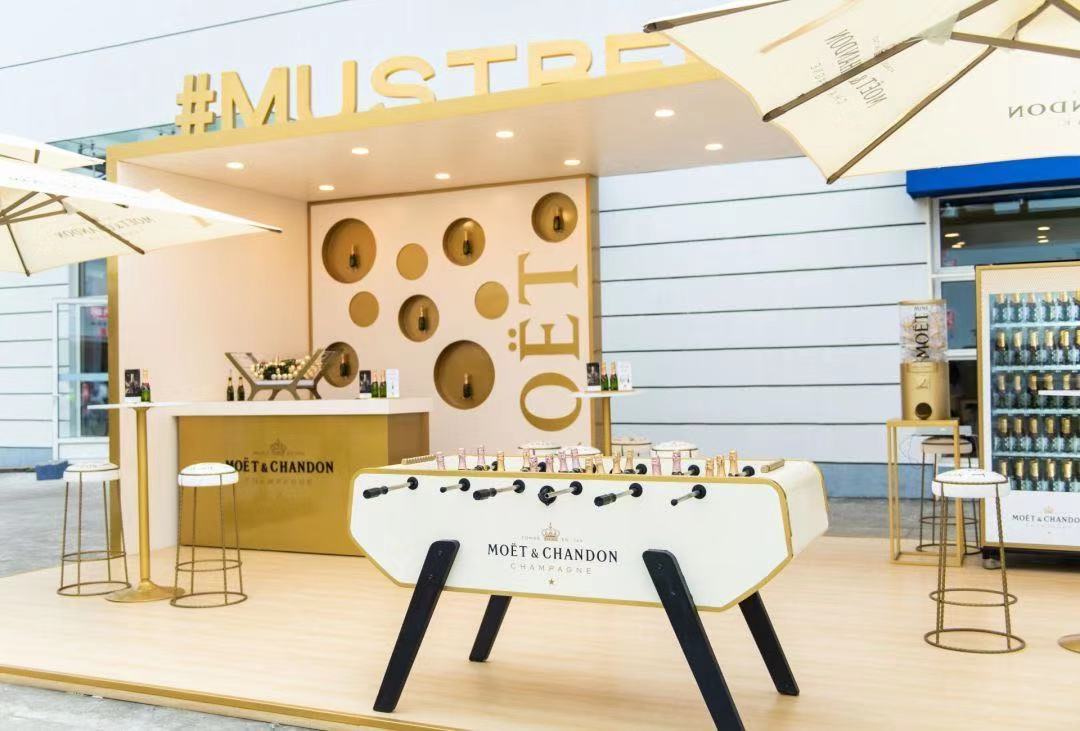 与传奇并肩作战,与传奇对话