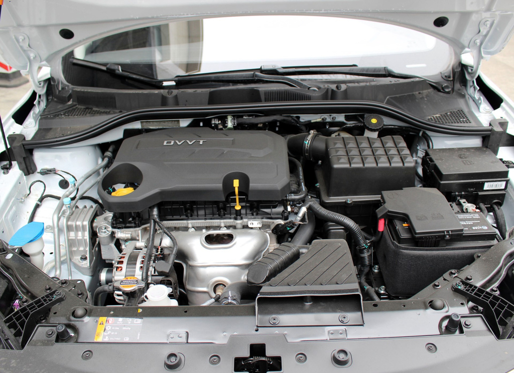 荣威360新车价格2018款多少钱,荣威3602018款自动豪华版测评