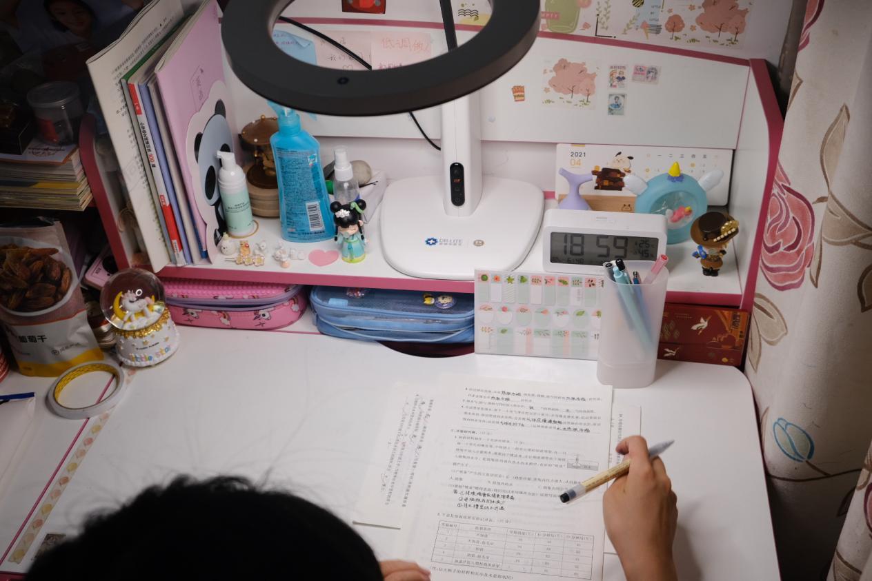 爱德华医生护眼灯安装,爱德华医生护眼灯三档