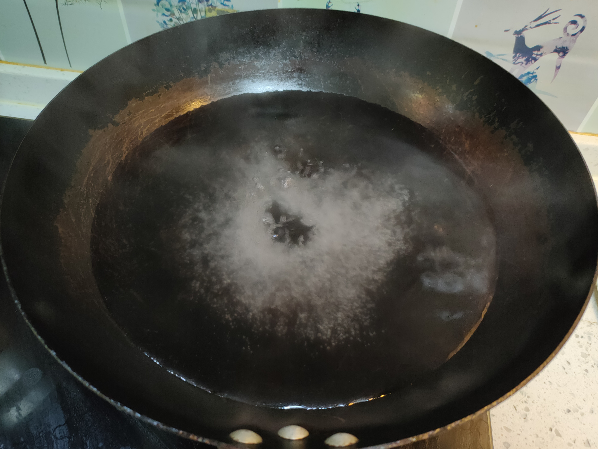 做凉粉水和淀粉比例应多少,用淀粉做凉粉的比例