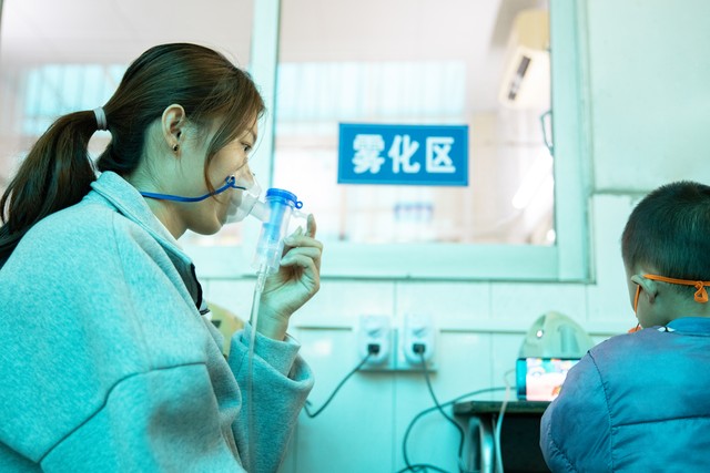 鼻涕倒流在喉咙里怎么治疗,鼻涕倒流到喉咙很稠吐不尽怎么办