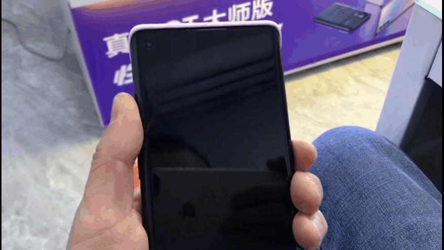 苹果查找id定位显示黑屏,手机黑屏了怎么查询自己的id