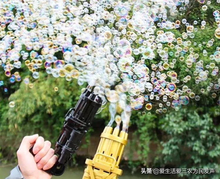 地摊生意最赚钱的项目,现在流行摆地摊摆什么地摊最赚钱