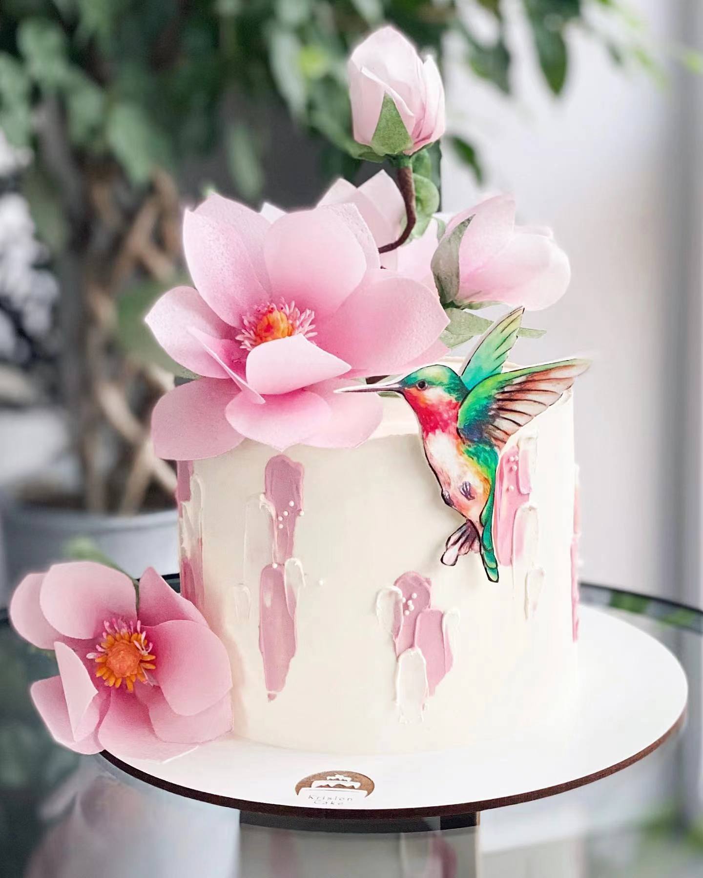 今天给大家做一款好看的蛋糕造型,美味又高颜值的蛋糕造型充满创意