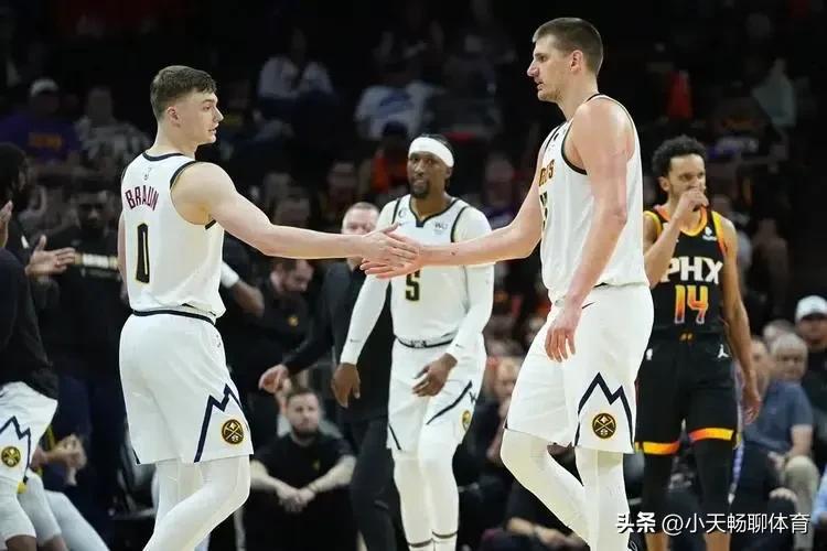 盘点季后赛打出身价的球星,波波维奇季后赛9次横扫