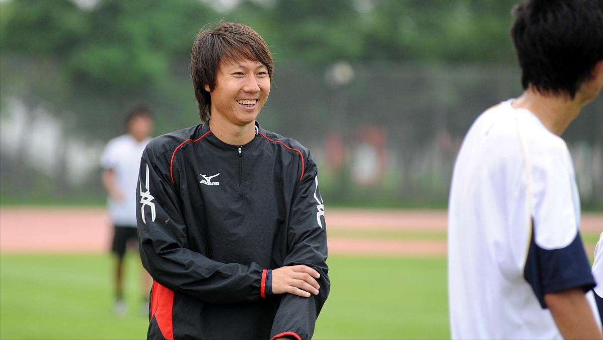 大鱼正在浮出水面,大鱼浮出水面