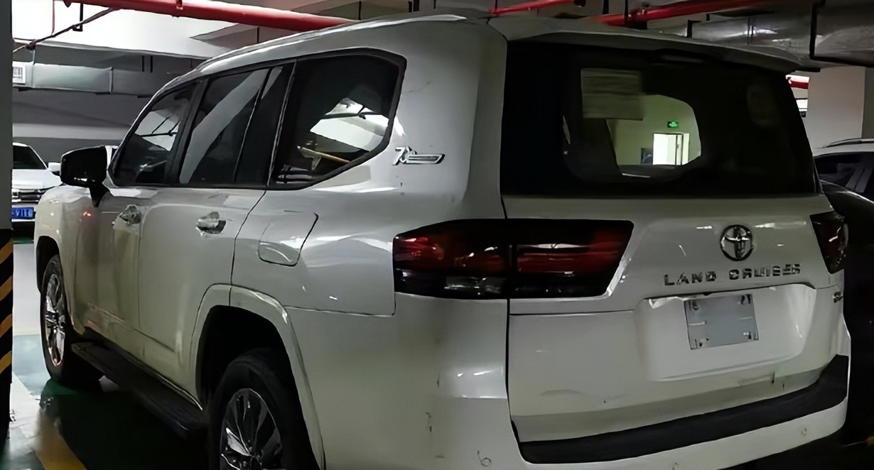 越野王者回归！全新兰德酷路泽本月底发布，或80万左右