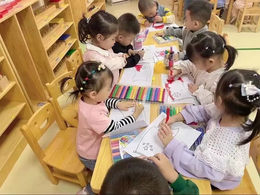 一颗童心爱祖国,小小航天娃童心唱祖国