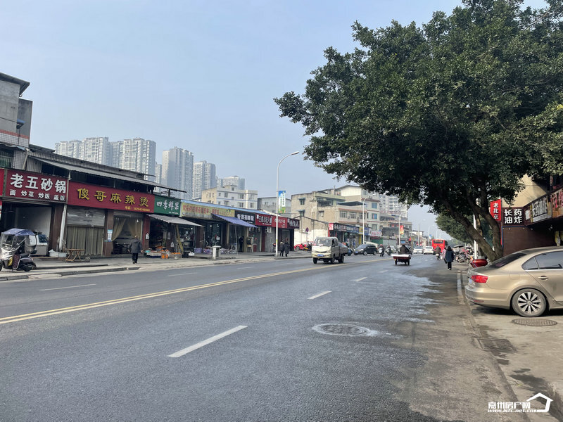 四川乐山有哪些烂尾楼,乐山夹江六和城烂尾楼