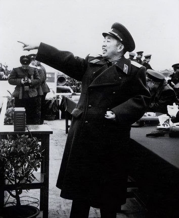 有人评价359旅是黄白黑,梁兴初大喊:这是污蔑