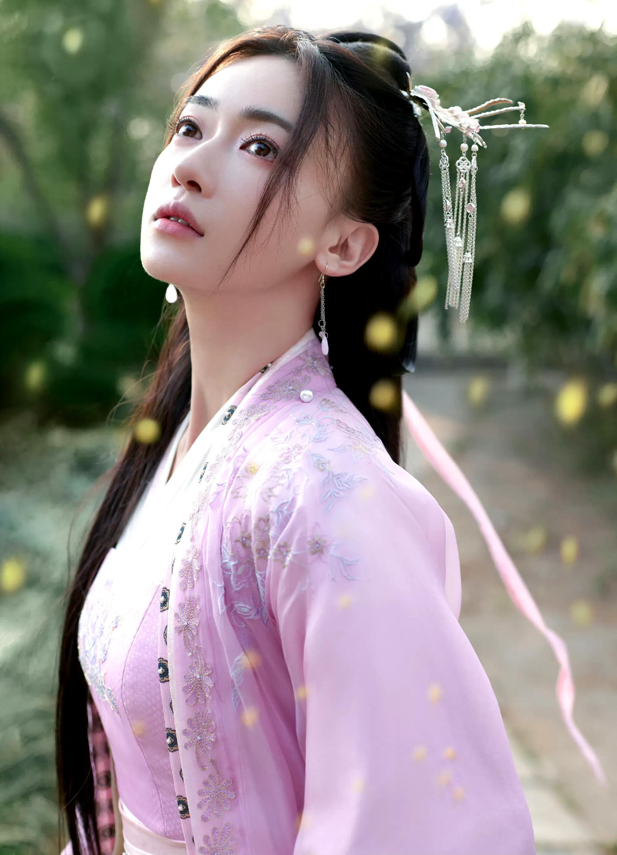 吴谨言汉服开封,吴谨言古装图推荐