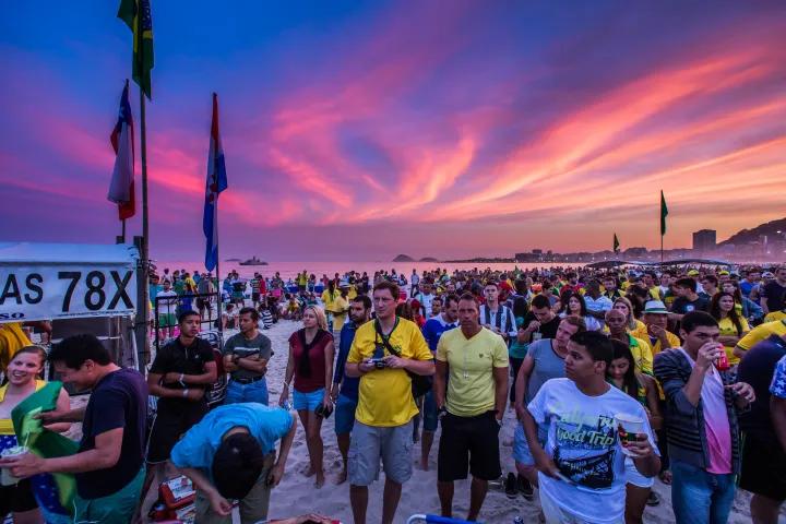 你为什么喜欢足球该怎么回答,你为什么喜欢足球这项运动