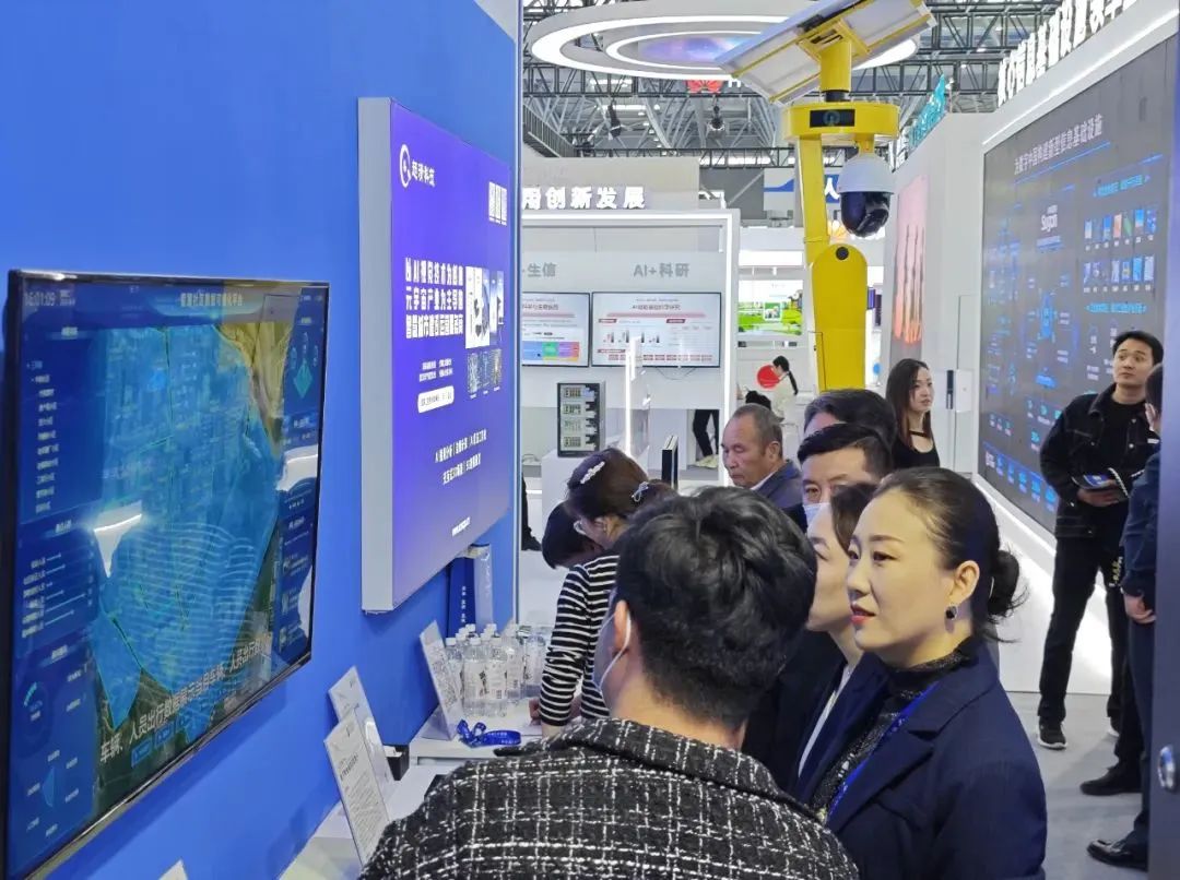 超清《4月月览》：全面加速产品化进程，全速推进元宇宙脱虚向实