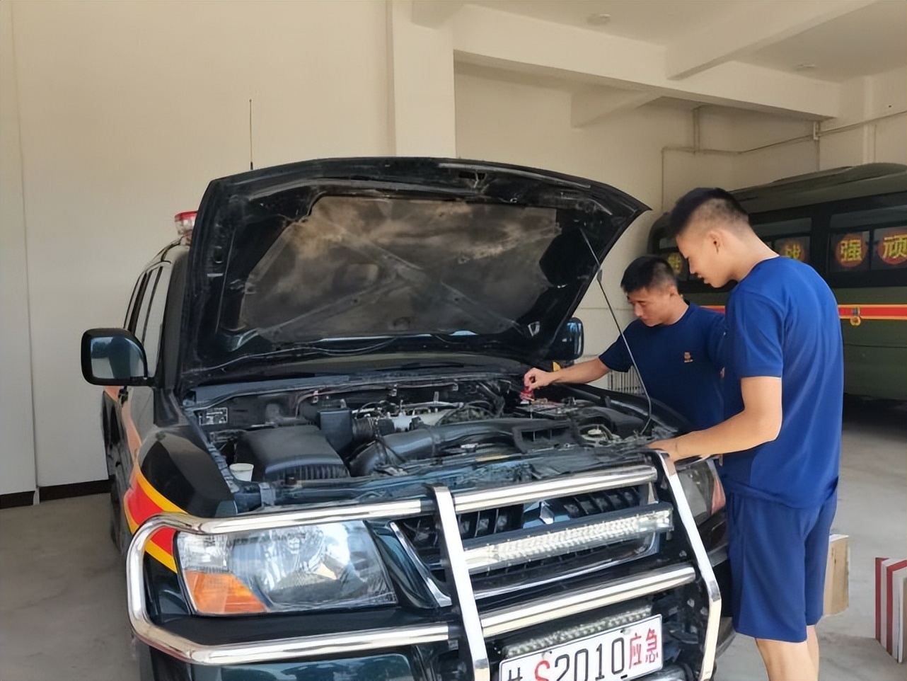 森林消防大队春节进行防火巡查,森林消防部署大练兵大比武