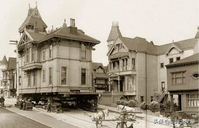 变态的纳粹德国,*光脱**犹太人女人衣服,集体*杀屠**!