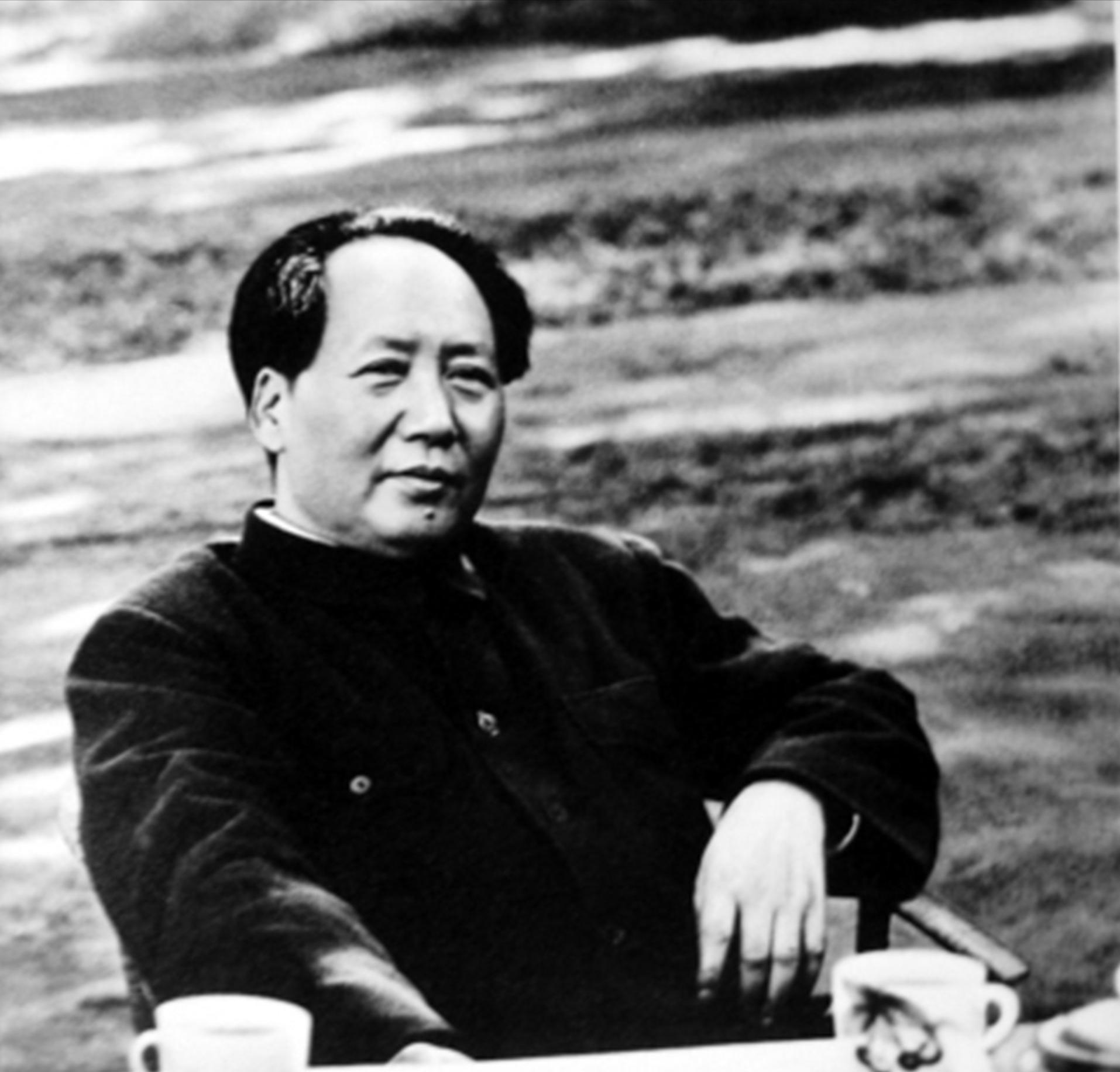 1990年*国锋华**重回韶山，毛主席亲人好奇问道：叫你华书记还是华老