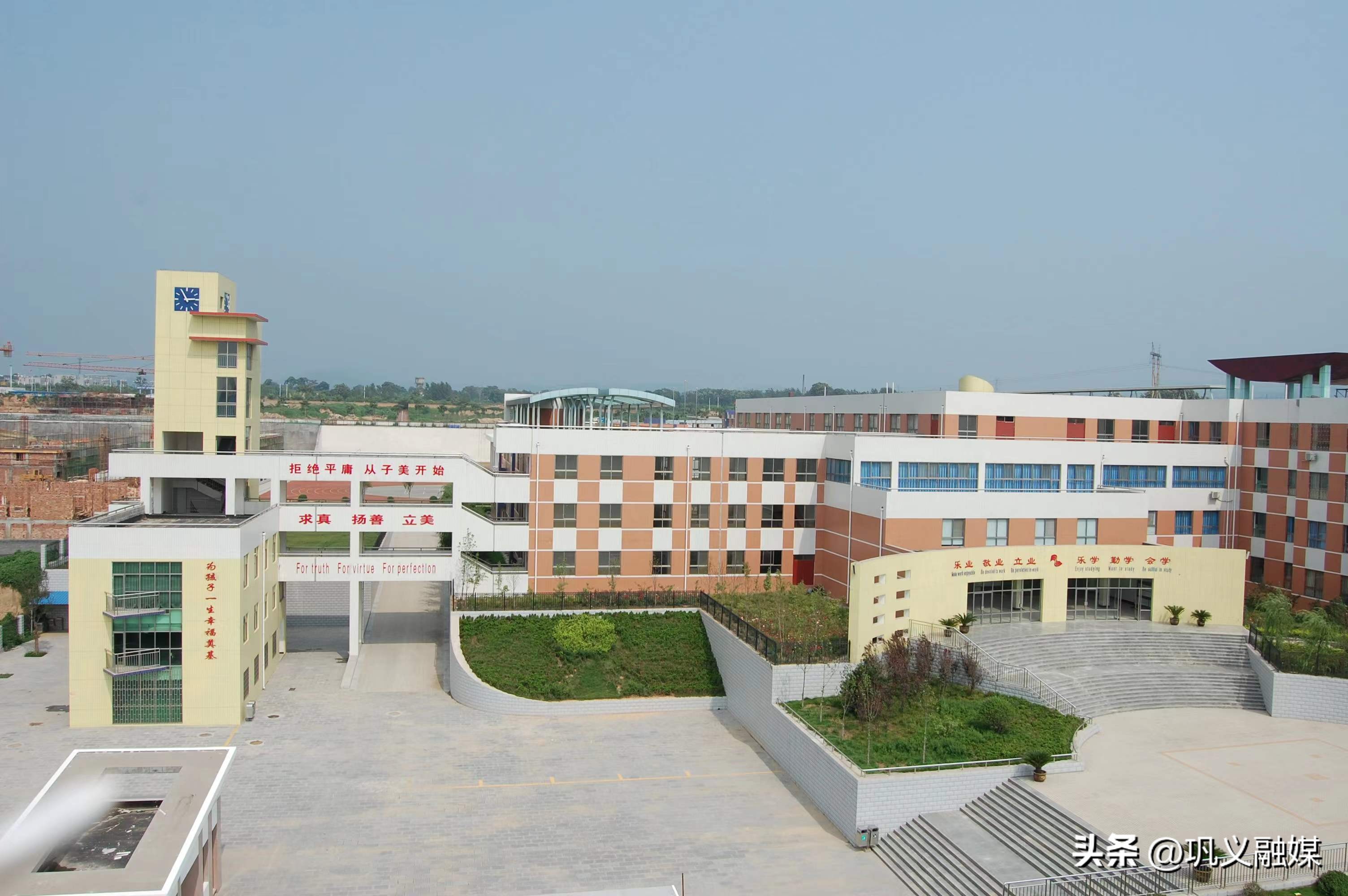 非凡十年多彩贵州的蝶变,非凡十年出彩西工