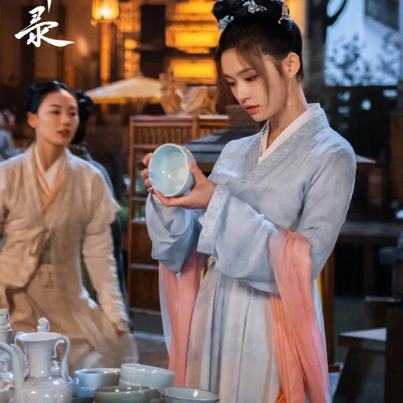 林允漂亮还是刘亦菲漂亮,林允艳压刘亦菲