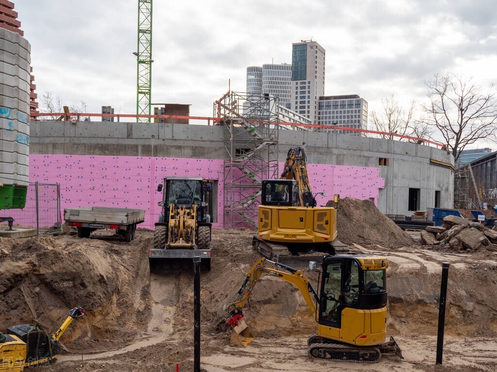 汶川地震女英雄雷楚年出狱,汶川地震15年前救的女孩