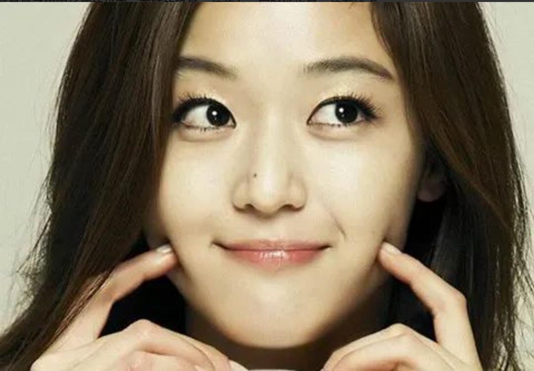 女生脸上长痣怎么快速处理,女生脸上长痣影响颜值吗