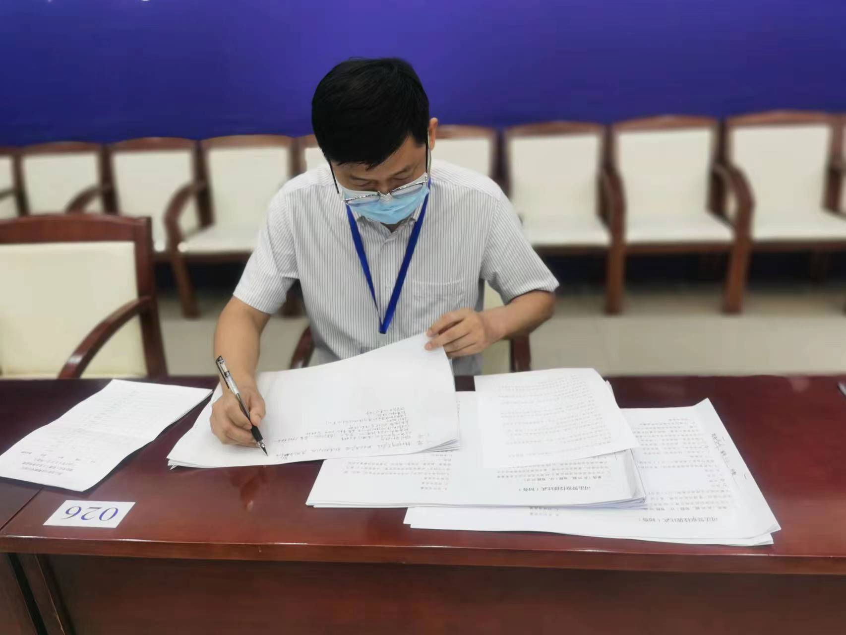 新春奋斗正当时撸起袖子加油干,奋斗正当时聚力谱新篇