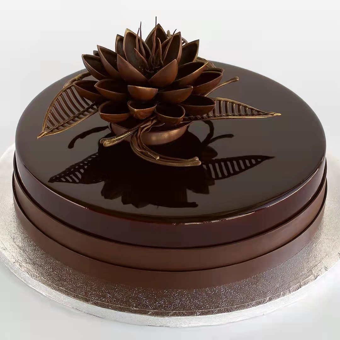 价值2000元的完美镜面蛋糕有多美？顶级镜面蛋糕设计欣赏