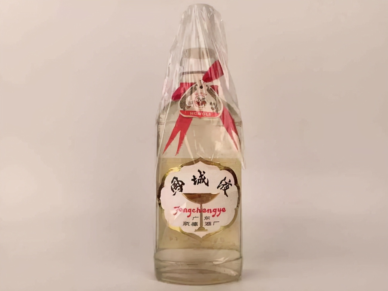 广东人请客常喝的三款廉价酒,广东人都爱喝什么酒