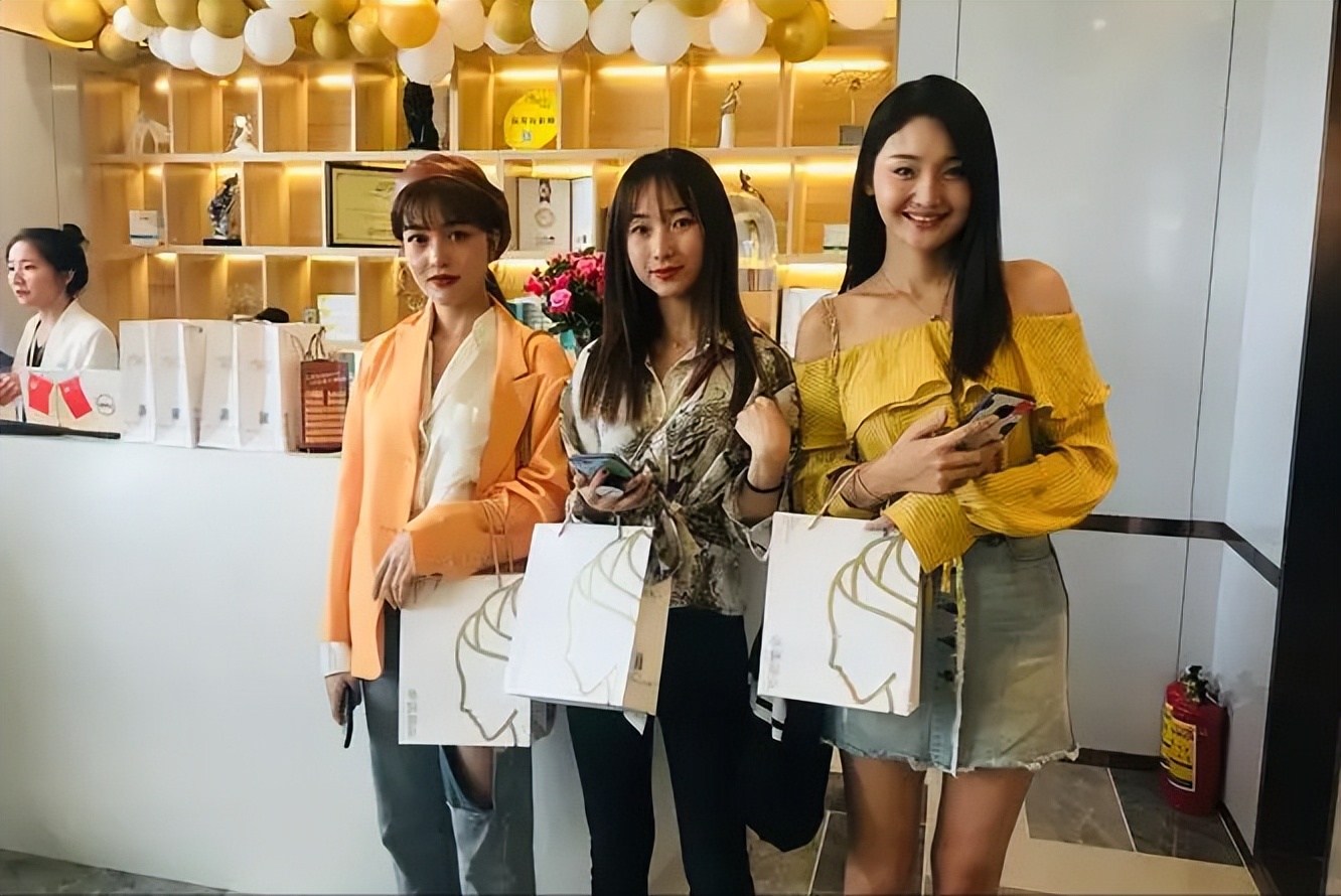 未来最暴利的三大行业,最暴利的的3大行业