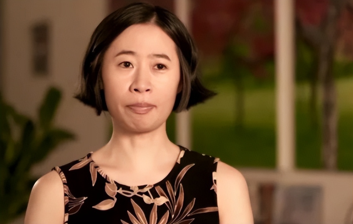 12年前哈佛毕业生为买房,厕纸反复用,棉袜穿成*袜丝**,买了几套房？