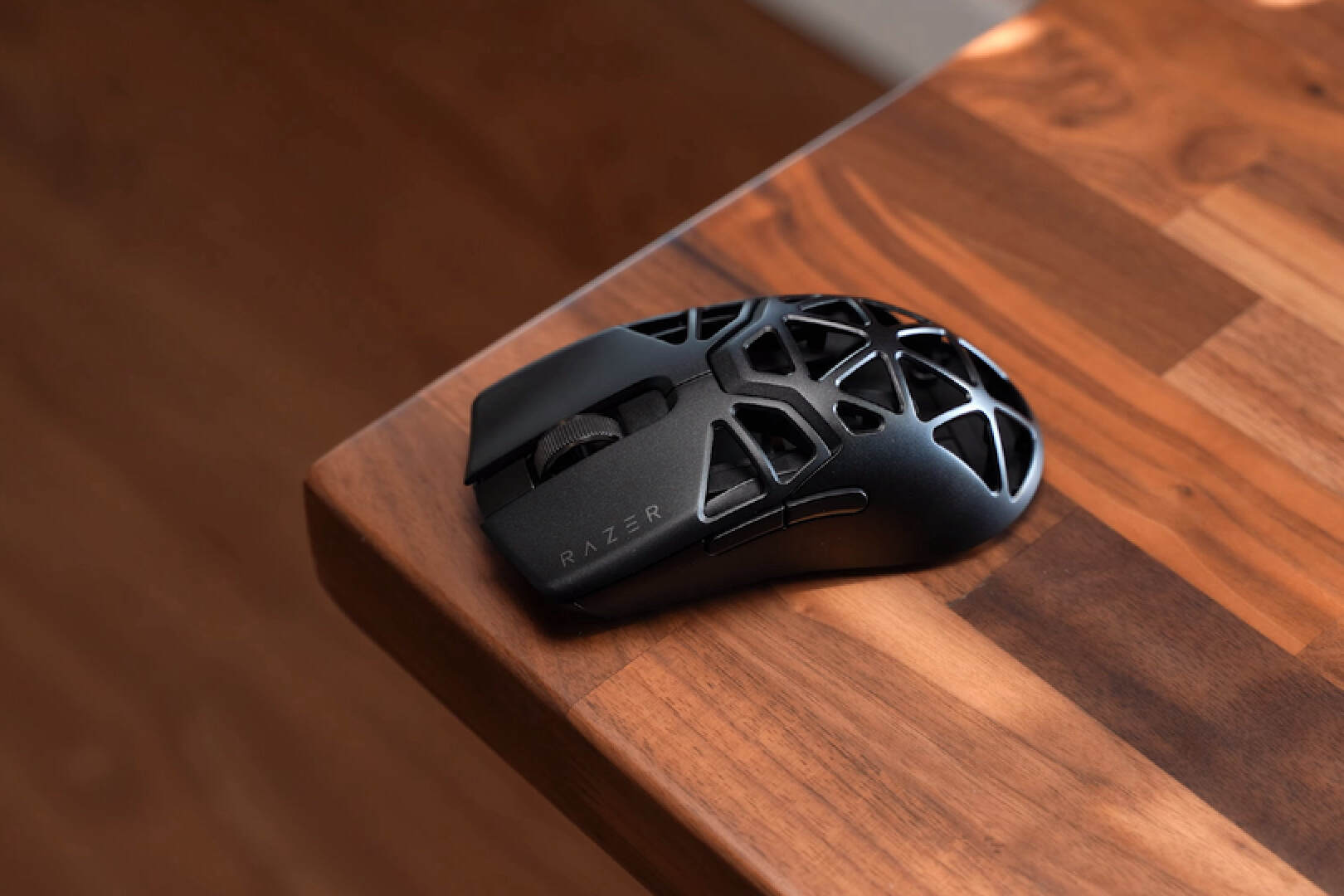 趴握毒蝰mini,趴握鼠标雷蛇