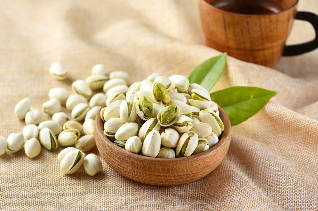 睡不着觉一直到天亮,睡不着觉一宿都是迷迷糊糊的