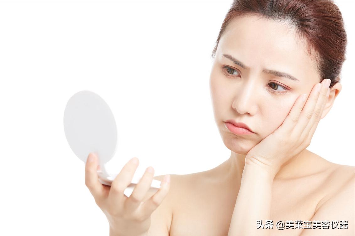 面部皮肤粗糙有颗粒状怎么改善,男士皮肤粗糙毛孔粗大改善方法