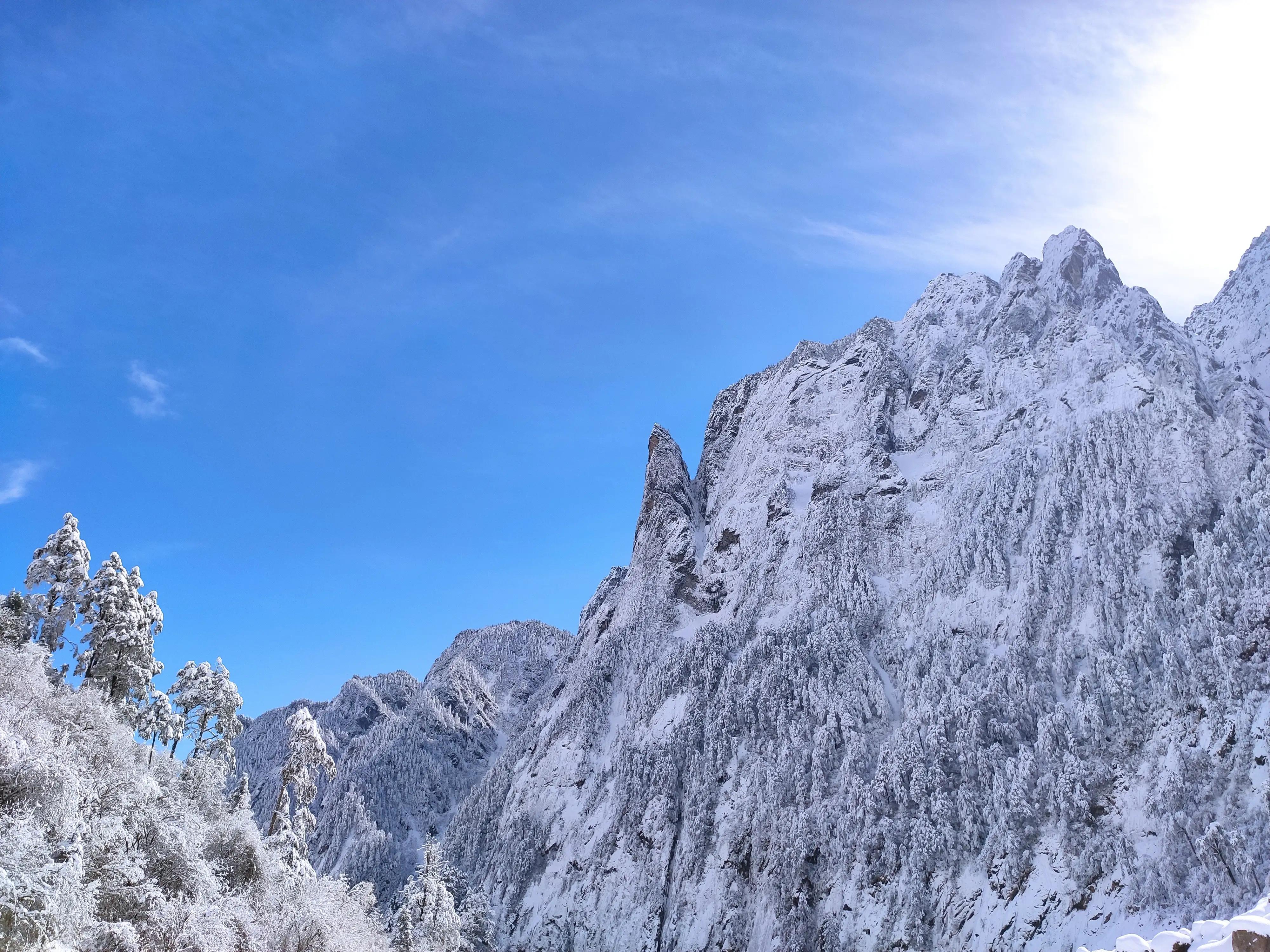 川西雪景旅游地,四川燕子沟旅游攻略