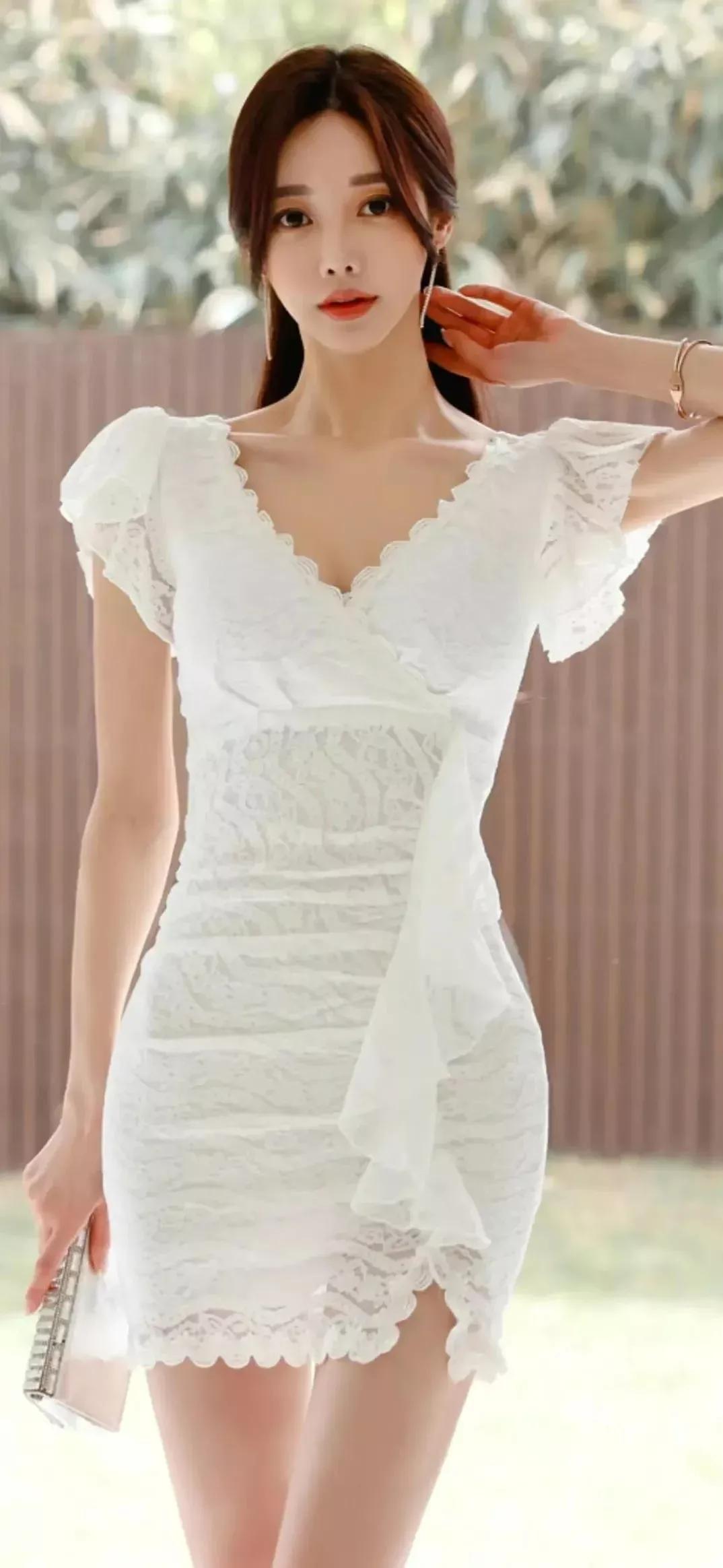 风情万种性感迷人韩国女模特孙允珠