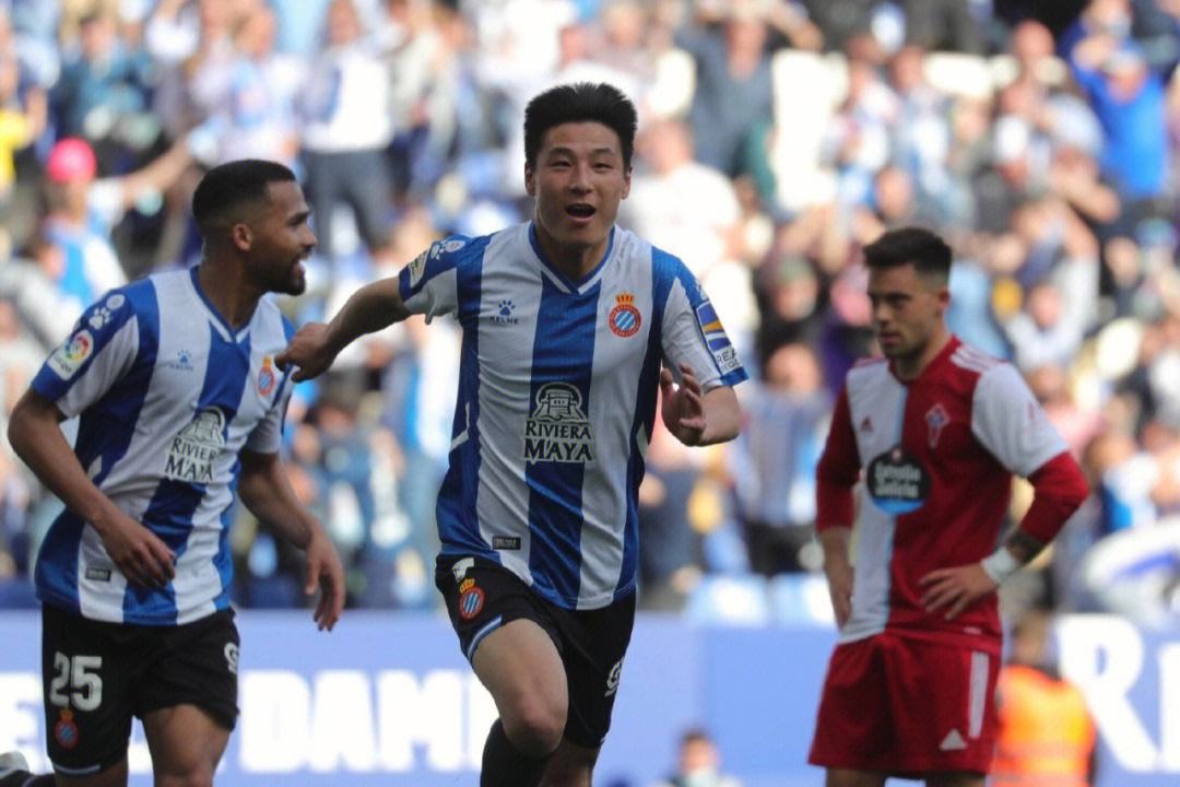 武磊最新冲突,武磊与梅西的故事