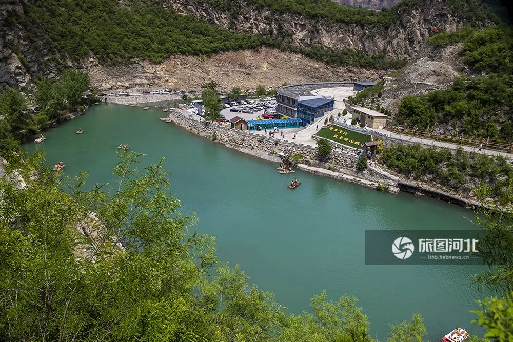 大峡谷一日游推荐,国庆出游指南小众瀑布景观